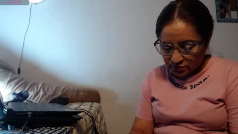 Snapshot of yaya____ chatting on 02.20.26 yaya____ online show from 02.20.26