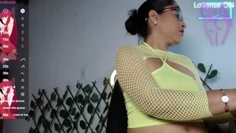 Snapshot of yaya____ chatting on 03.02.26 yaya____ online show from 03.02.26