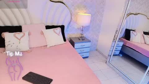  YazminJenner  online show from 05.12.26