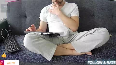 Snapshot of ydk7 chatting on 02.25.26 Maxi online show from 02.25.26