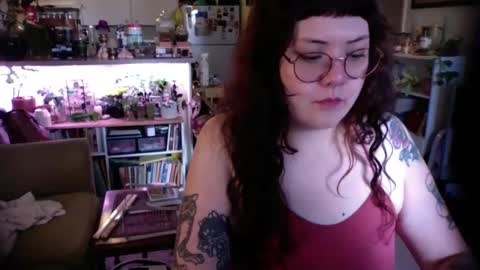 Snapshot of yearsofrain chatting on 02.20.26 Rainy online show from 02.20.26