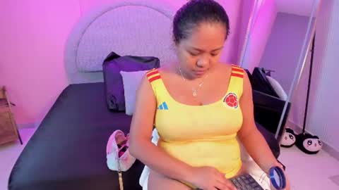 yeika_foxy online show from 06.27.26