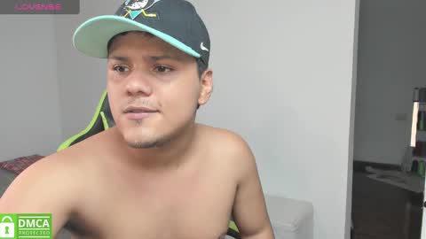 Snapshot of yeiko_44 chatting on 03.01.25 Yeiko online show from 03.01.25