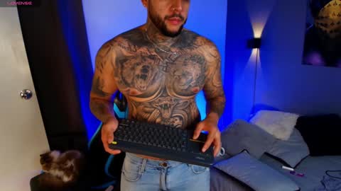 Snapshot of yeikoe1 chatting on 01.18.25 yeikoe1 online show from 01.18.25