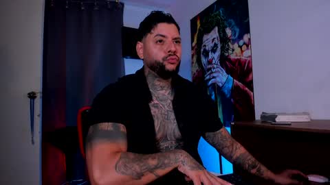 Snapshot of yeikoe1 chatting on 02.01.25 yeikoe1 online show from 02.01.25