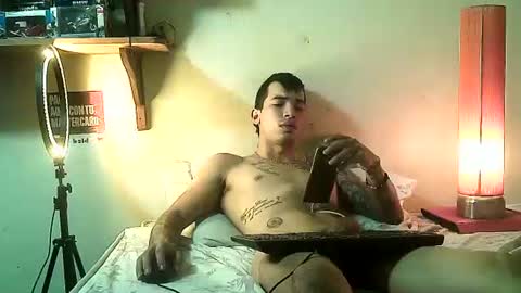 Snapshot of yeisoncastellanos1999 chatting on 06.30.26 yeisoncastellanos1999 online show from 06.30.26