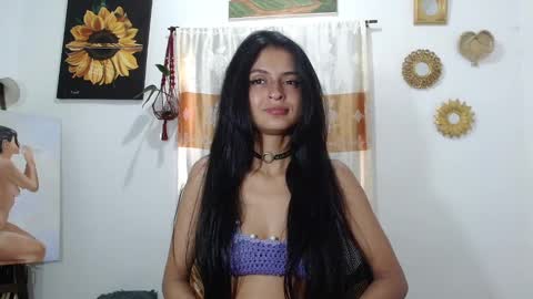 Snapshot of yemaya_28 chatting on 01.25.25 Yemaya 28 online show from 01.25.25