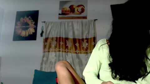 Snapshot of yemaya_28 chatting on 11.29.25 Yemaya 28 online show from 11.29.25