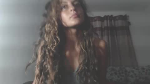 Snapshot of yemaya_28 chatting on 04.06.26 Yemaya 28 online show from 04.06.26