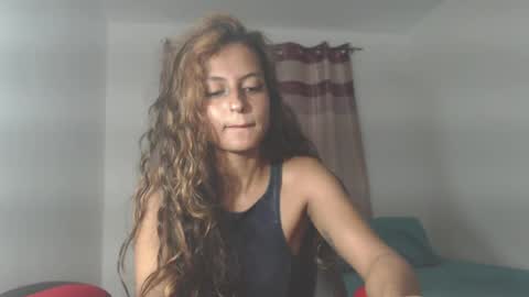 Snapshot of yemaya_28 chatting on 04.20.26 Yemaya 28 online show from 04.20.26