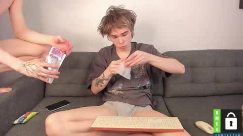 Snapshot of yen2025 chatting on 02.11.26 Yen online show from 02.11.26