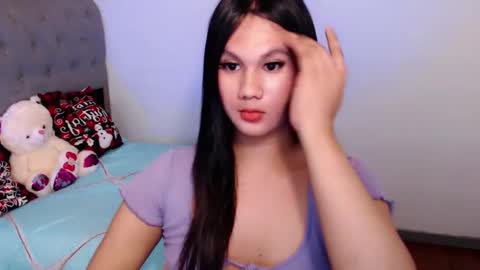 Snapshot of yen_bente chatting on 09.27.25 Yen online show from 09.27.25