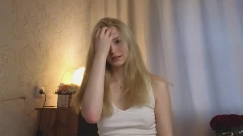 Snapshot of yennaone chatting on 05.26.26 Yenna online show from 05.26.26