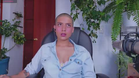 yeriawaddell  online show from 03.01.26