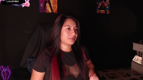 Snapshot of yes2802 chatting on 01.14.25 Yesi online show from 01.14.25