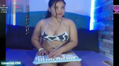 yesamin_stone18 online show from 06.06.26