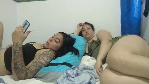 Snapshot of yessica_08 chatting on 03.06.25 yessica and andres online show from 03.06.25
