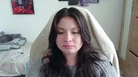 Snapshot of yessica_gomez01 chatting on 05.21.26 yessica_gomez01 online show from 05.21.26