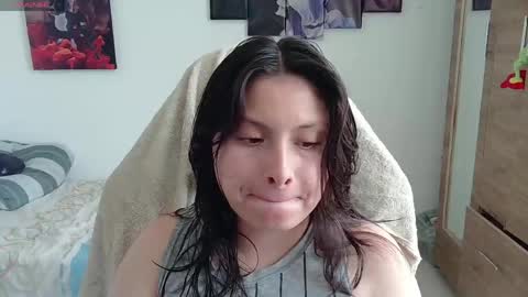 Snapshot of yessica_gomez01 chatting on 05.31.26 yessica_gomez01 online show from 05.31.26