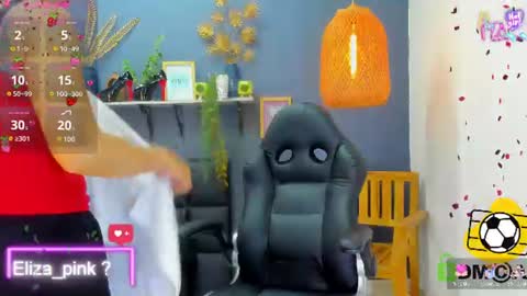 Snapshot of yessika_parker chatting on 06.23.26 yessika_parker online show from 06.23.26