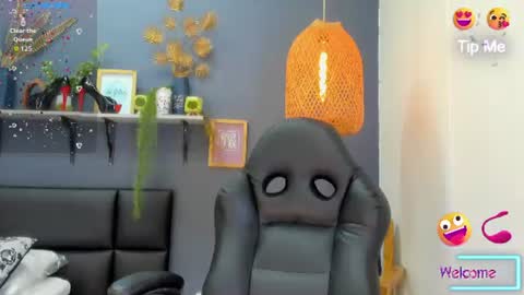 Snapshot of yessika_parker chatting on 08.03.26 yessika_parker online show from 08.03.26