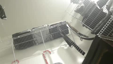 Snapshot of yessimua chatting on 12.22.24 CUMONURFACE online show from 12.22.24