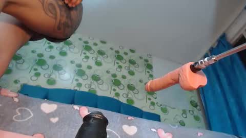 yeyecandy online show from 10.09.25