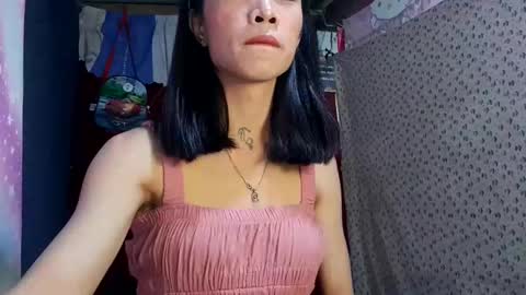 Sweet Yhanie online show from 12.22.24
