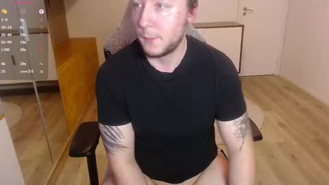 Snapshot of yhdxhy chatting on 03.08.26 James online show from 03.08.26