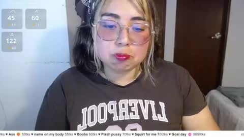 hii i am yini online show from 06.12.26