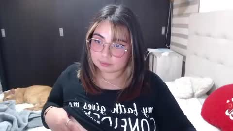 hii i am yini online show from 06.22.26