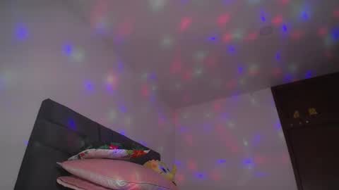 Yiny online show from 01.31.25