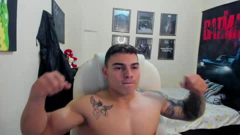 Snapshot of yker18 chatting on 04.22.26 yker online show from 04.22.26