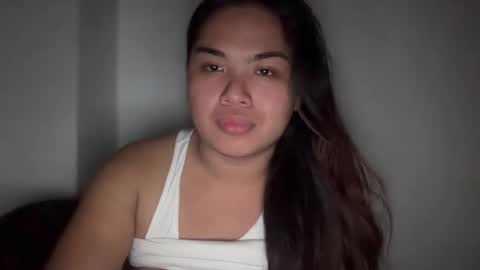 yllana love online show from 04.12.26