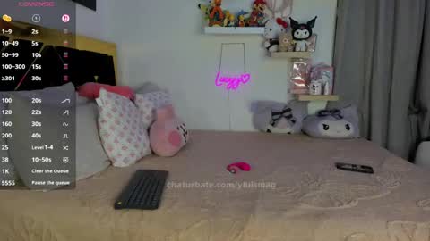 Snapshot of yluismag chatting on 06.06.26 lucy online show from 06.06.26