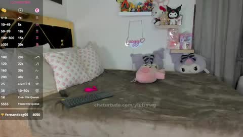 Snapshot of yluismag chatting on 06.06.26 lucy online show from 06.06.26