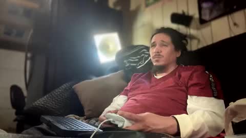 Snapshot of ymmotg chatting on 01.20.25 ymmotg online show from 01.20.25