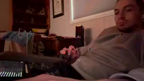 Snapshot of yng2001910407 chatting on 12.19.25 Brady online show from 12.19.25