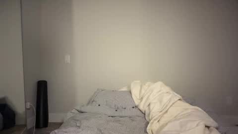 Snapshot of yngdesire1 chatting on 01.11.26 yngdesire1 online show from 01.11.26