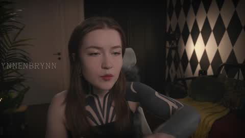 ynnenbrynn online show from 01.30.25