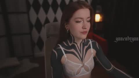 ynnenbrynn online show from 09.12.25