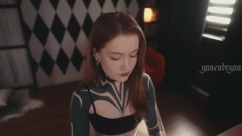 ynnenbrynn online show from 09.13.25