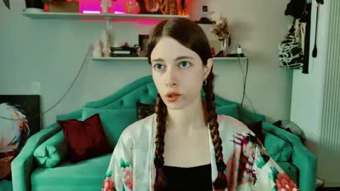 Snapshot of yoka_paradoxxx chatting on 08.02.26 yoka_paradoxxx online show from 08.02.26