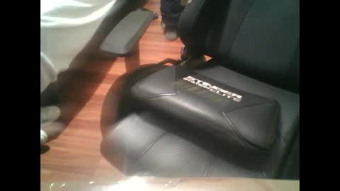 yokaxondoo online show from 02.19.25