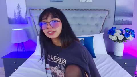 Yommi Winx online show from 09.09.25