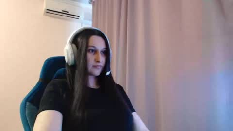 Sophie online show from 04.29.26