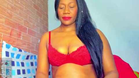 yonnsol_avril online show from 01.06.25