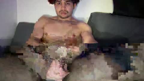 Snapshot of yooitsj chatting on 02.17.25 YooitssJ online show from 02.17.25