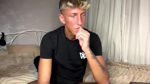 Snapshot of yorkshirelad208 chatting on 02.07.26 Harrison online show from 02.07.26