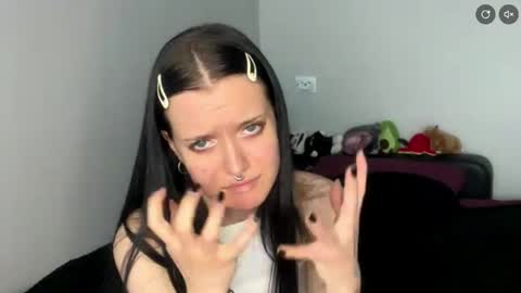 Naomi online show from 04.10.26